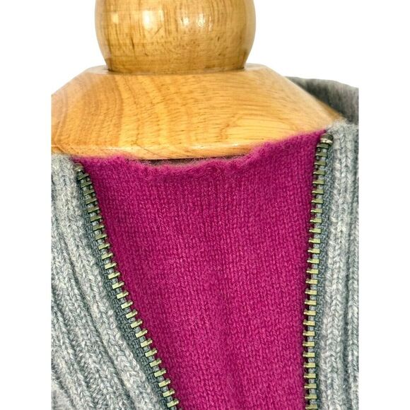 Garnet Hill 100% Cashmere Sweater Zip Detail Turtle Neck Size XS Gray Pink Soft - Picture 5 of 11